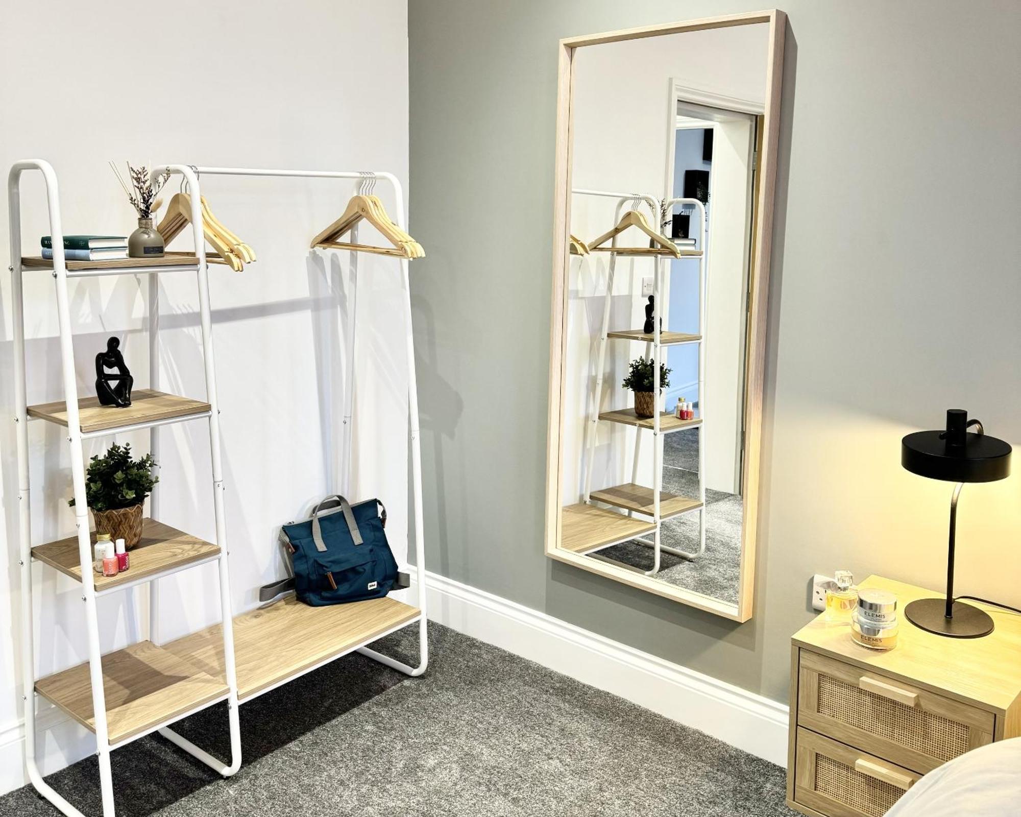 The Yorkshire Crown - Luxury Apartment - Free Parking Nearby Harrogate Ngoại thất bức ảnh